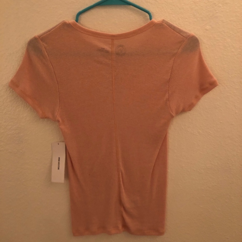 Pink tight tee🤩😍